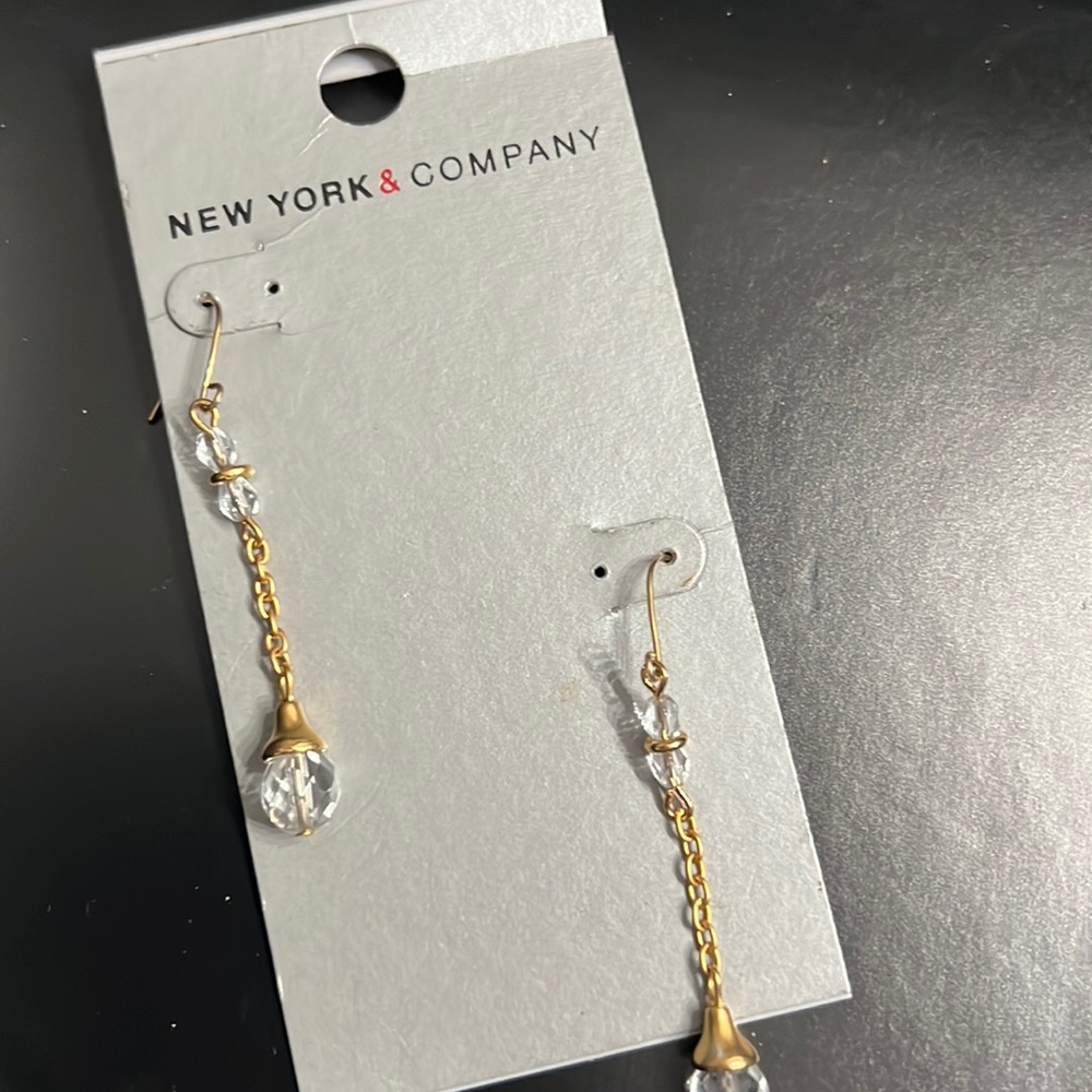 NWT Dangling gold earrings with clear stone